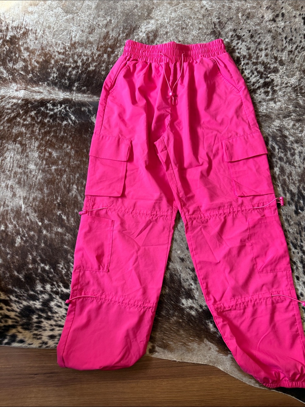 Amazon Bright Pink Cargo Jogger Pants with Elastic Waist